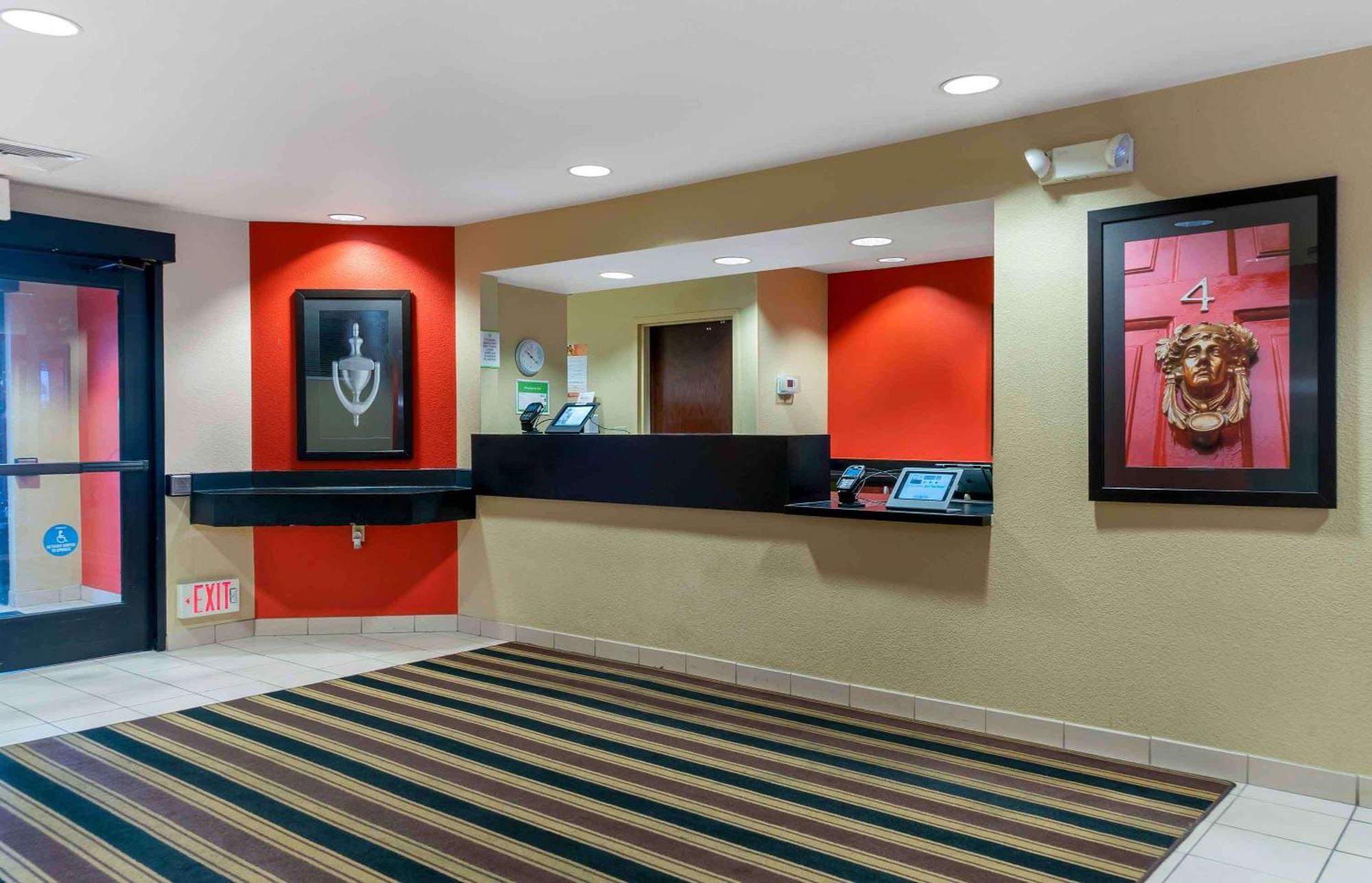 Extended Stay America Suites - Detroit - Metropolitan Airport Romulus Exterior photo