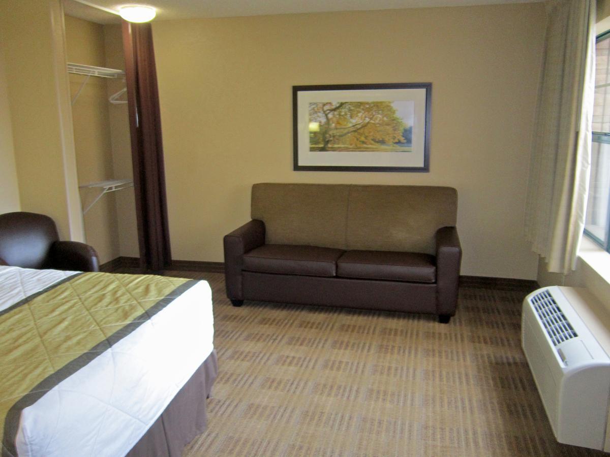 Extended Stay America Suites - Detroit - Metropolitan Airport Romulus Exterior photo